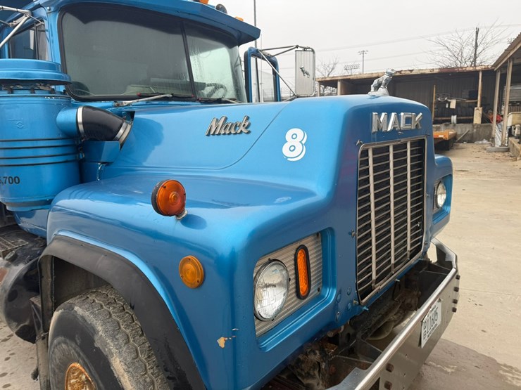 mack-rd686s-image-26