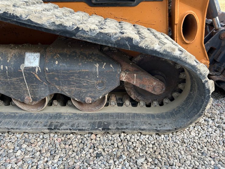 2022-case-tv450b-image-13