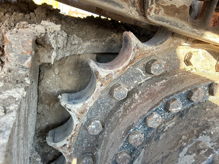 2021-hitachi-zx225-image-85