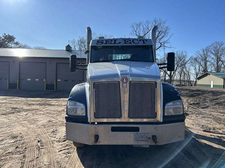 2020-kenworth-t880-image-8