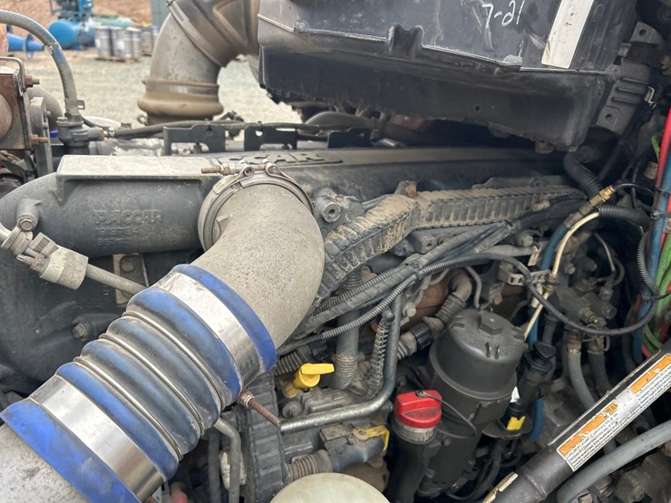 2016-kenworth-t680-image-47