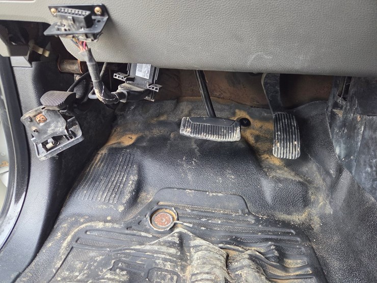 2018-ford-f550-xl-image-71