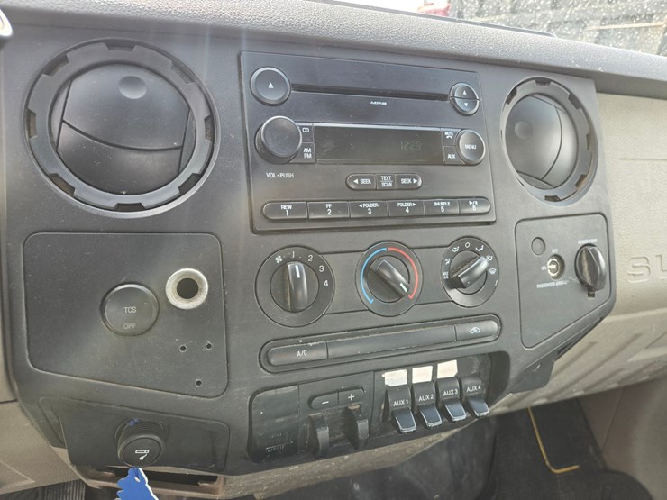 2008-ford-f550-image-51