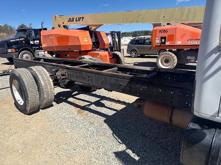 2000-international-4700-image-24