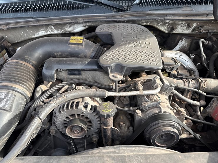 2005-chevrolet-3500-image-13