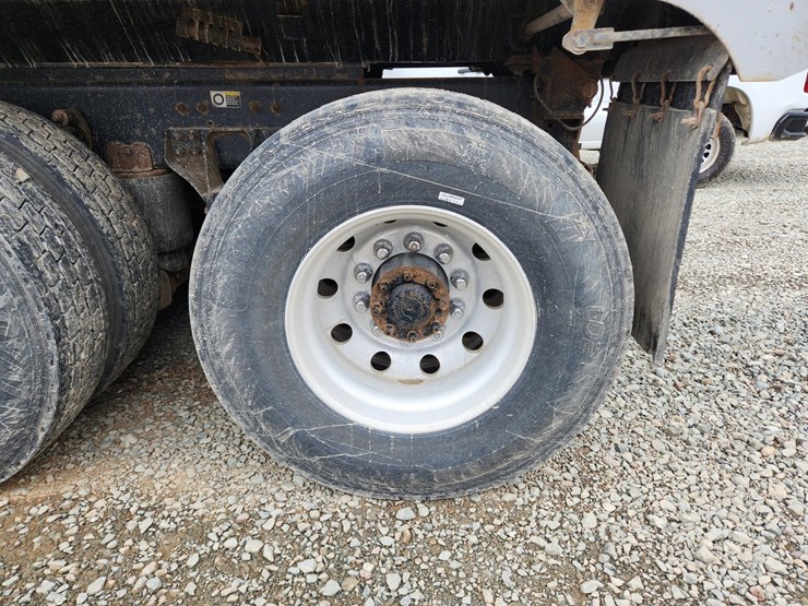 2014-kenworth-t800-image-55