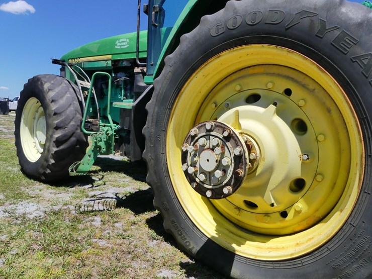 john-deere-8300-image-8