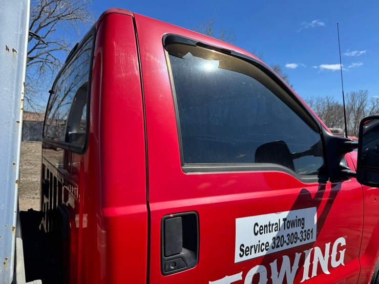 1999-ford-f550-image-19