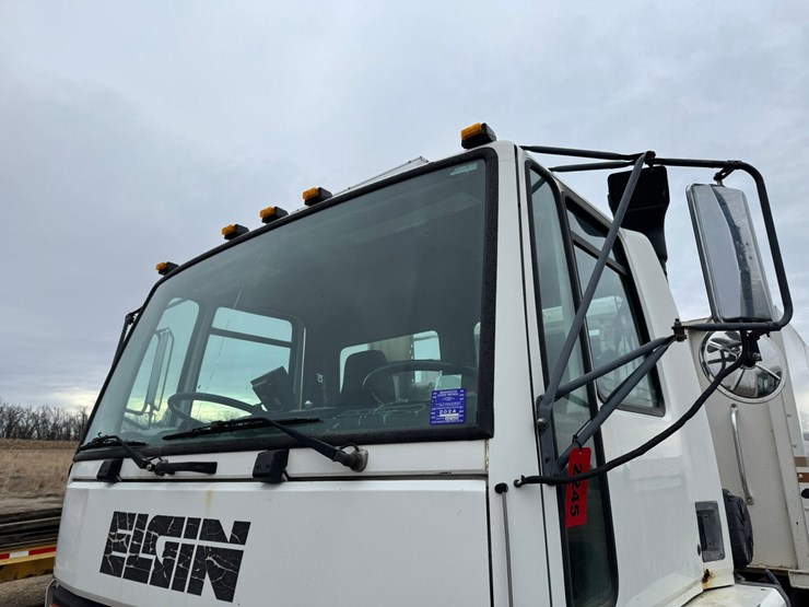 1997-elgin-eagle-e-image-9