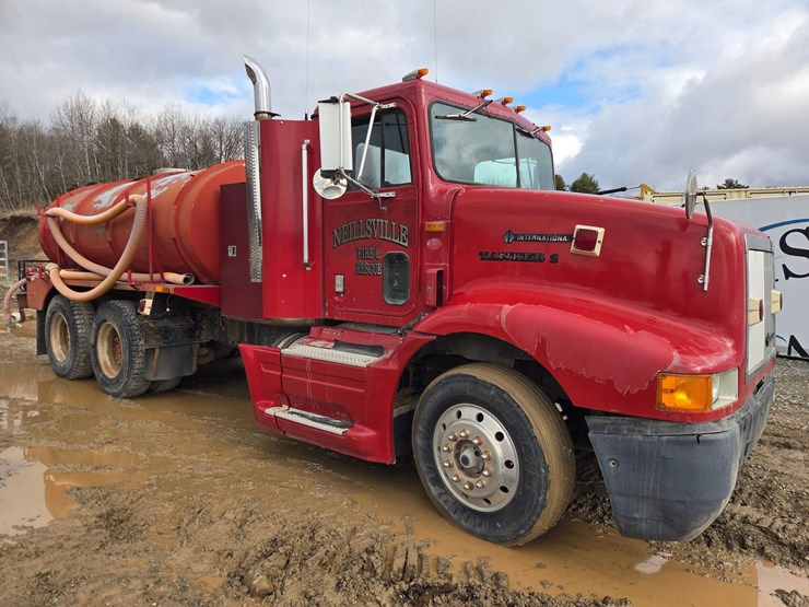 1993-international-9200-image-1