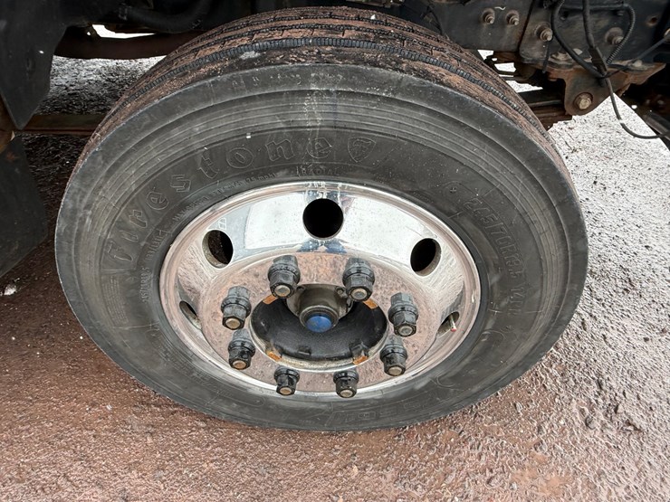 2018-ford-f650-image-69