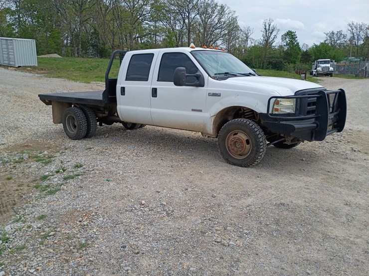2007-ford-f350-image-12