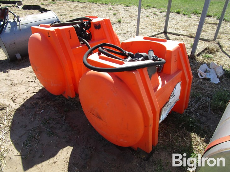 poly-liquid-totes-w/pumps-image-1