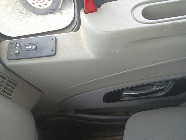 2012-international-prostar-image-67