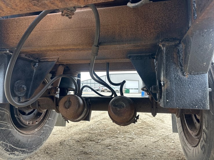 2003-massey-ferguson-8-image-29