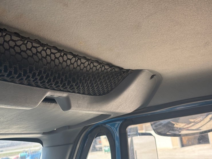 2006-international-7600-image-49