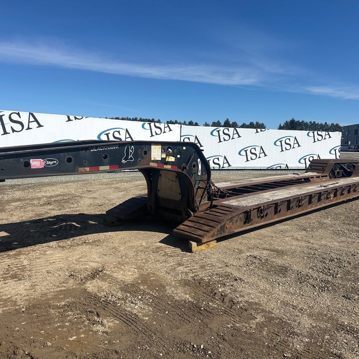 2007 MASSEY-FERGUSON 8