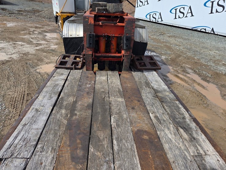 1975-massey-ferguson-8-image-31