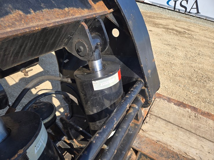 2016-honda-gx390-image-13