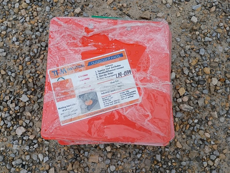 #l19-039-•-4--tpm-outrigger-pads-image-1