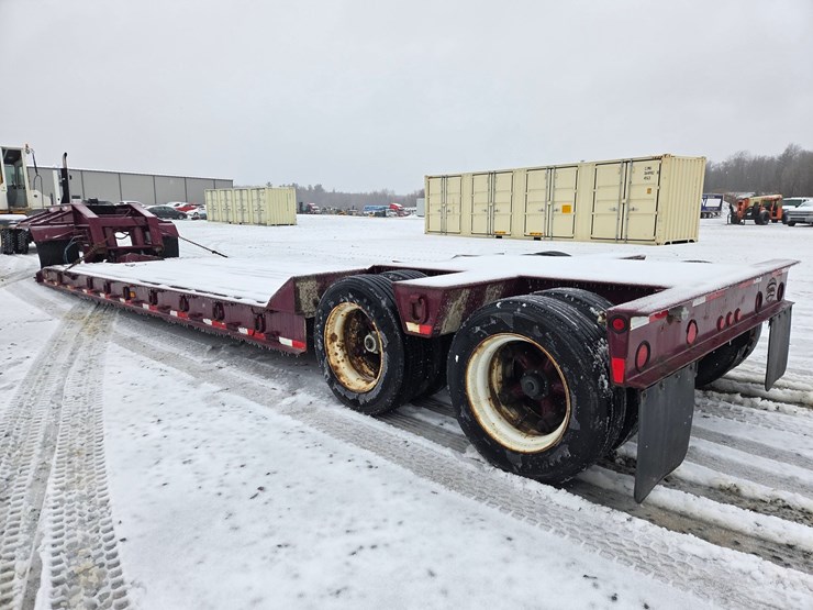 1994-massey-ferguson-8-image-3