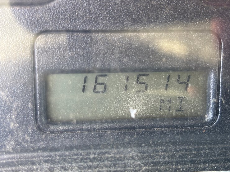 2006-international-7600-image-44