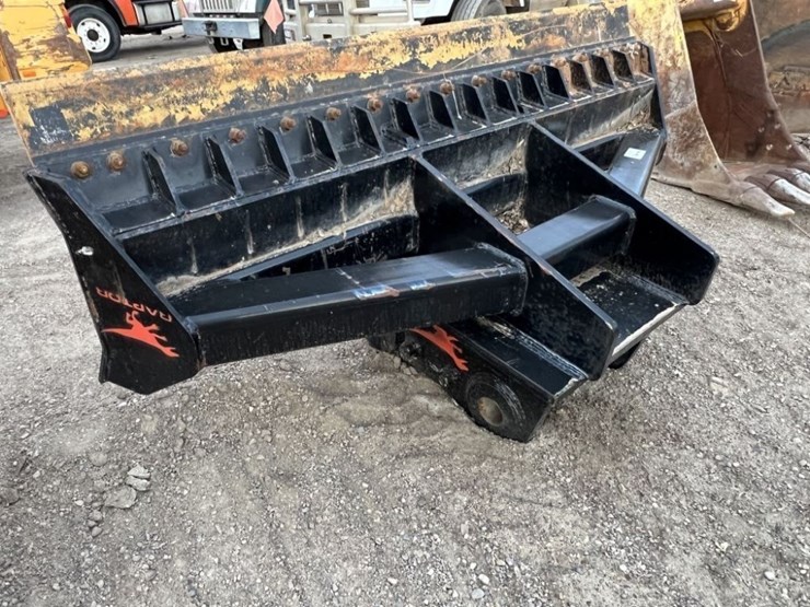 96"-grading-blade-image-2