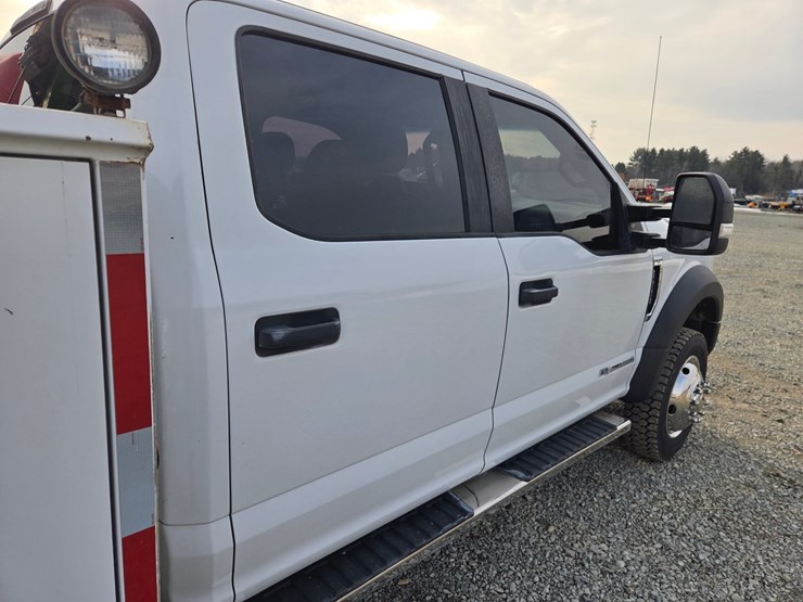 2018-ford-f550-xl-image-16