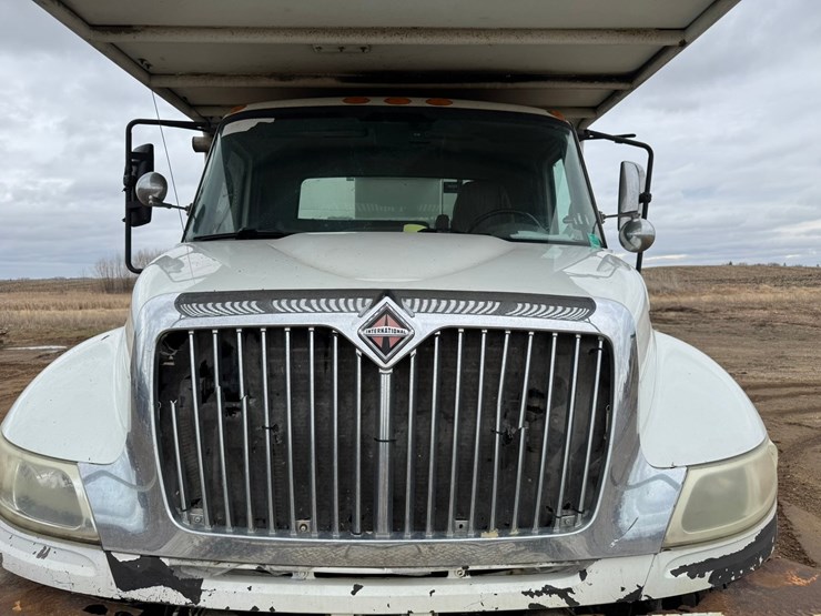 2007-international-durastar-4400-image-15