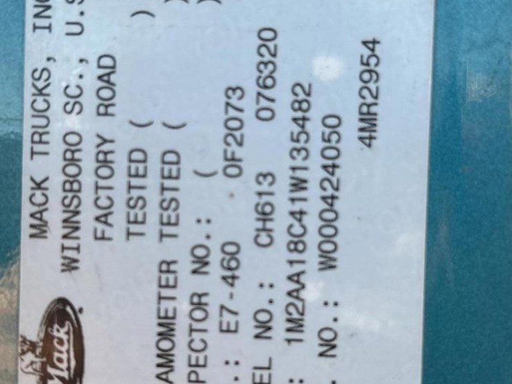 2001-mack-ch613-image-114