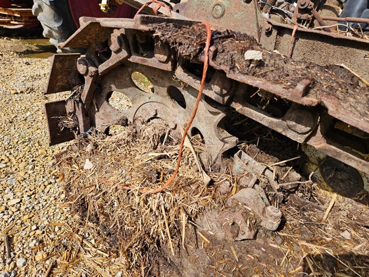 #964-•-john-deere-mt-crawler-image-14