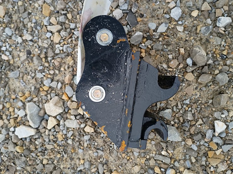 #l19-031-•-tpm-quick-coupler-mini-excavator-attachment-image-4