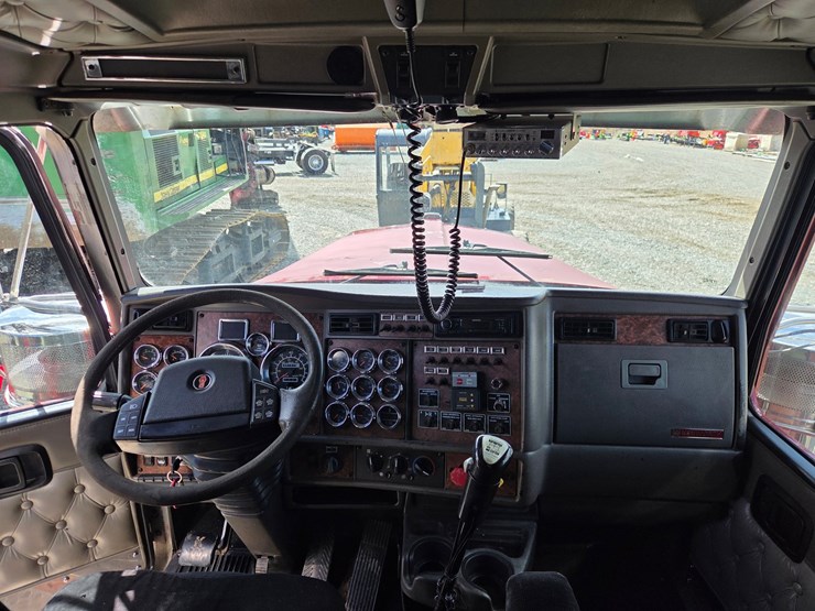 2006-kenworth-w900-image-62