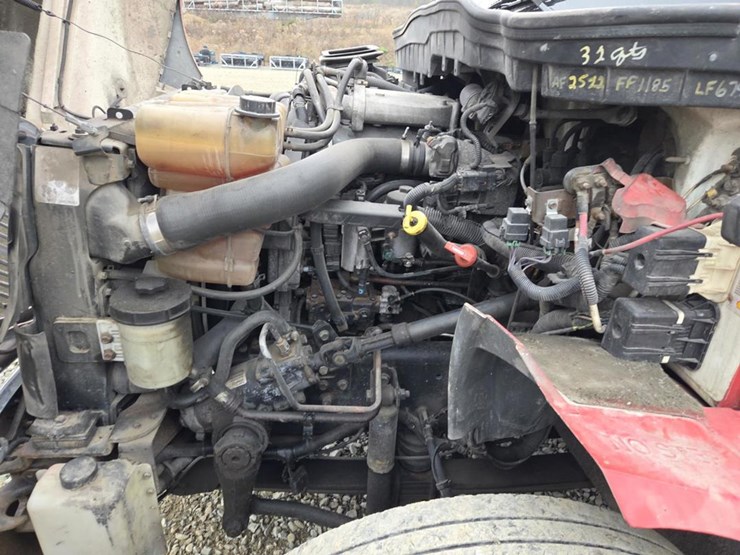 2013-international-durastar-4300-image-60