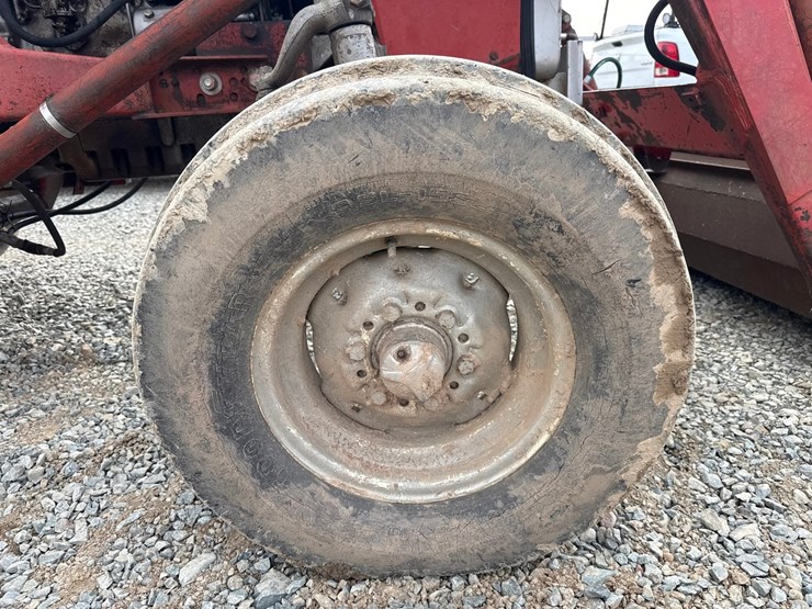 massey-ferguson-265-image-82