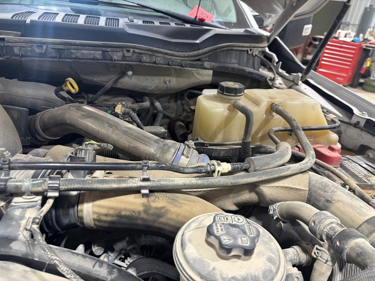 2022-ford-f550-sd-image-26