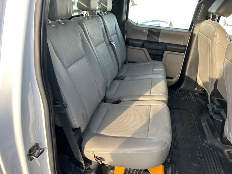 2021-ford-f550-image-62