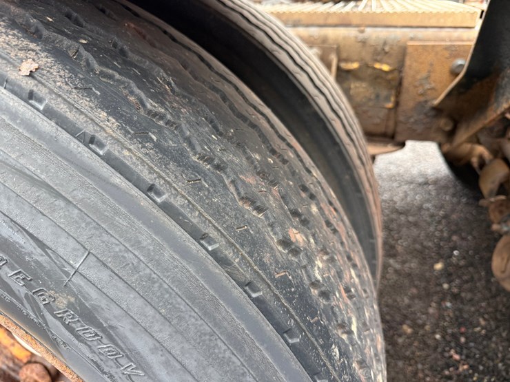 1996-mack-ch613-image-64