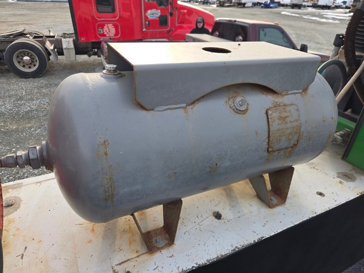 2018-ford-f550-xl-image-45