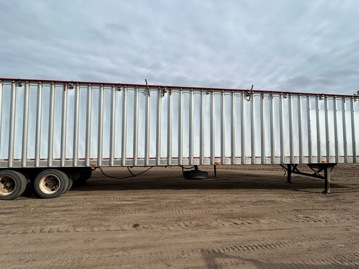 2000-wilkens-walking-floor-image-6