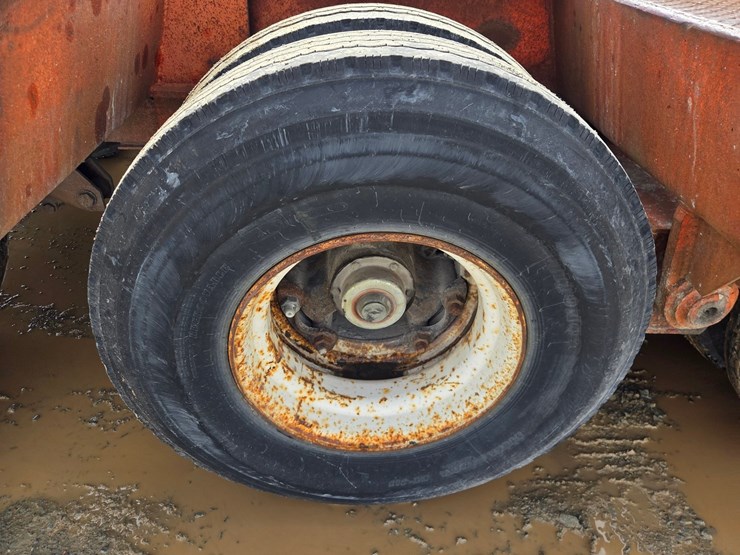 1975-massey-ferguson-8-image-48