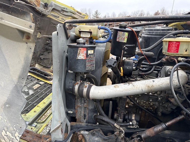 1993-ford-f700-image-47