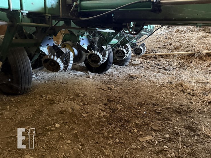 1993-john-deere-7200-image-12