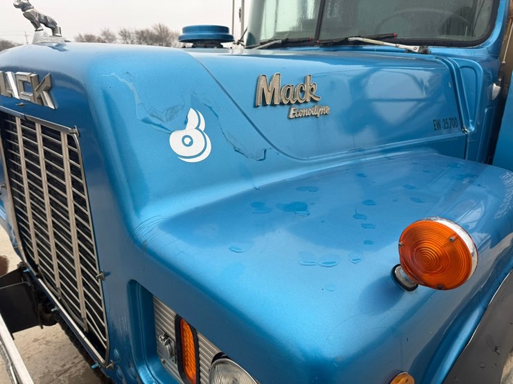 mack-rd686s-image-11