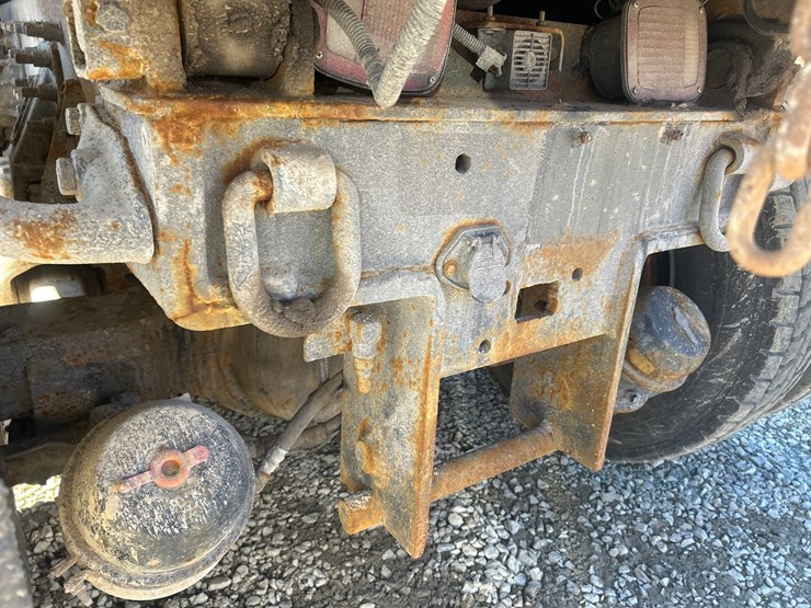 2006-international-7400-image-26