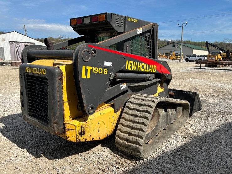 new-holland-lt190b-image-4