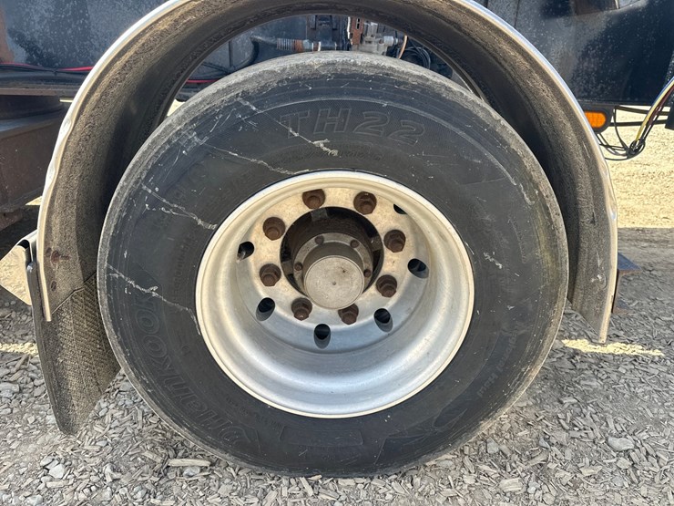 2010-massey-ferguson-8-image-77