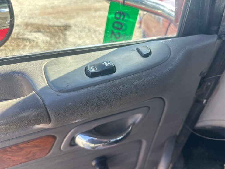 2008-peterbilt-386-image-26