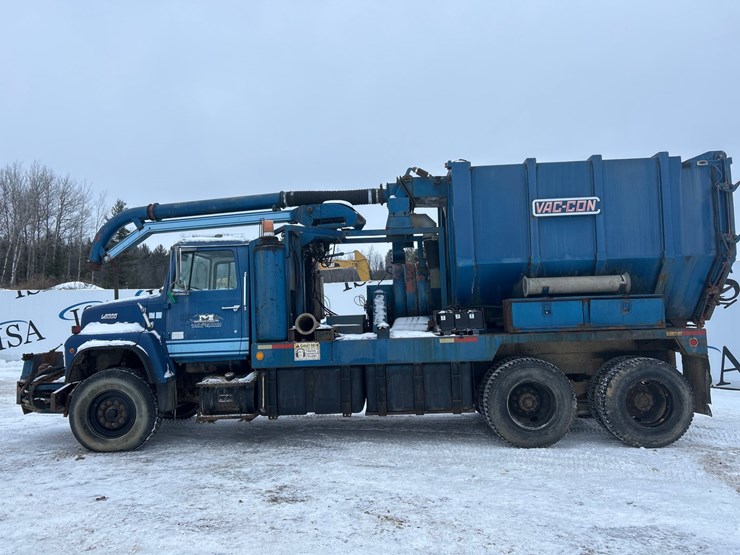 1990-ford-l9000-image-2