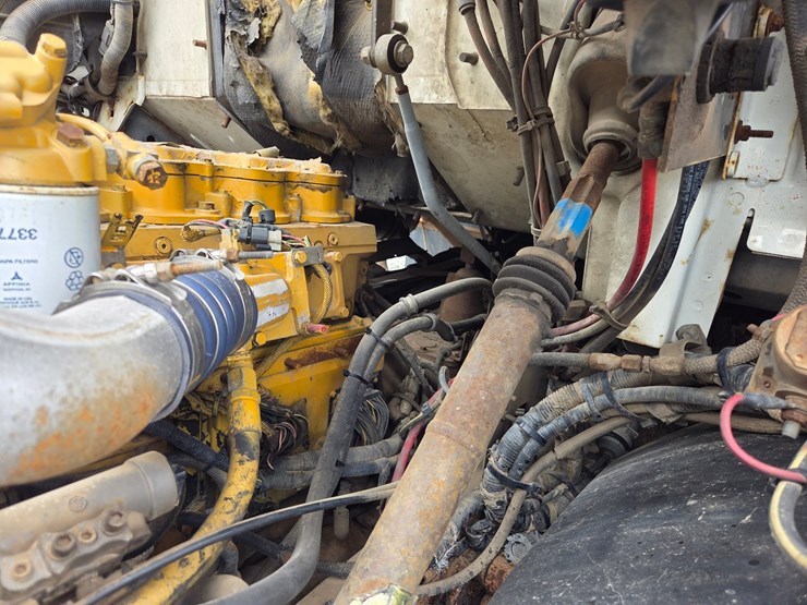 1999-caterpillar-3126-image-42